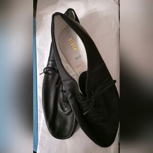 Bloch Women's Black Leather Flats SIZE 10.5